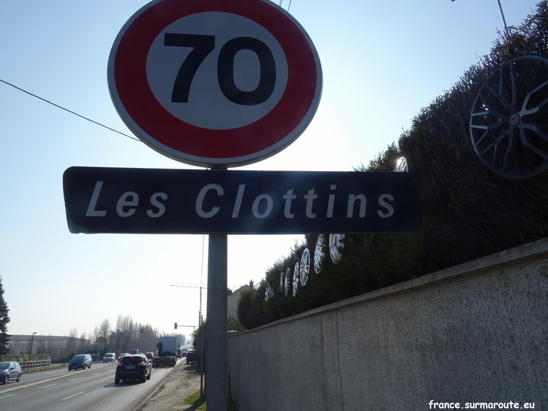 Les Clottins H 95.JPG