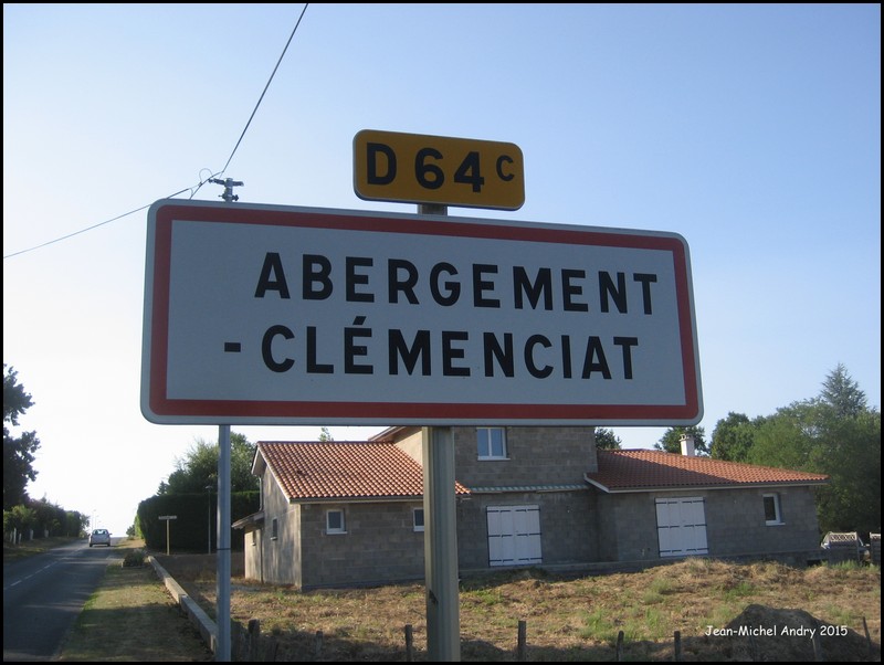 L' Abergement-Clémenciat 01 - Jean-Michel Andry.JPG