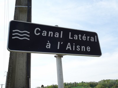 Canal latéral à l'Aisne.JPG