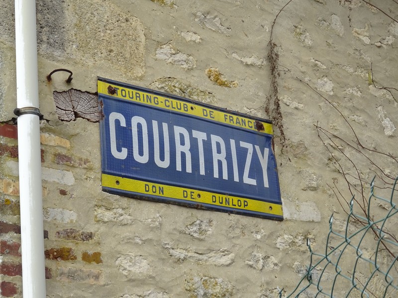 Courtrizy.JPG