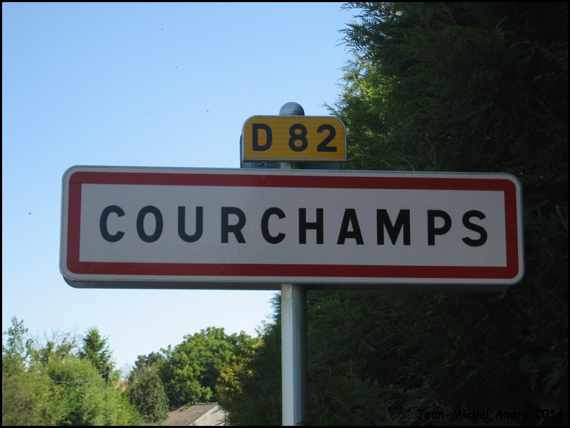 Courchamps 02 - Jean-Michel Andry.jpg