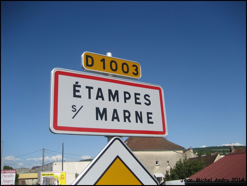 Etampes-sur-Marne 02 - Jean-Michel Andry.jpg