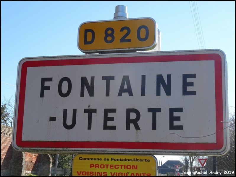 Fontaine-Uterte 02 - Jean-Michel Andry.jpg