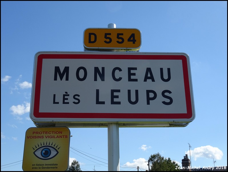 Monceau-lès-Leups 02 - Jean-Michel Andry.jpg