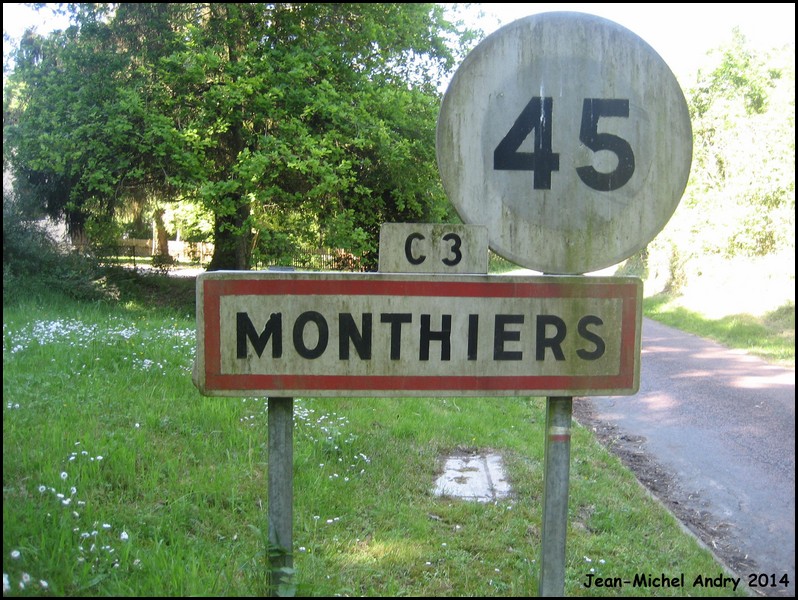Monthiers 02 - Jean-Michel Andry.jpg