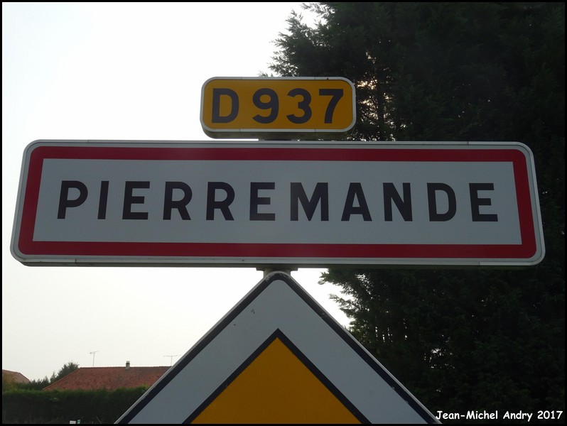 Pierremande 02 - Jean-Michel Andry.jpg