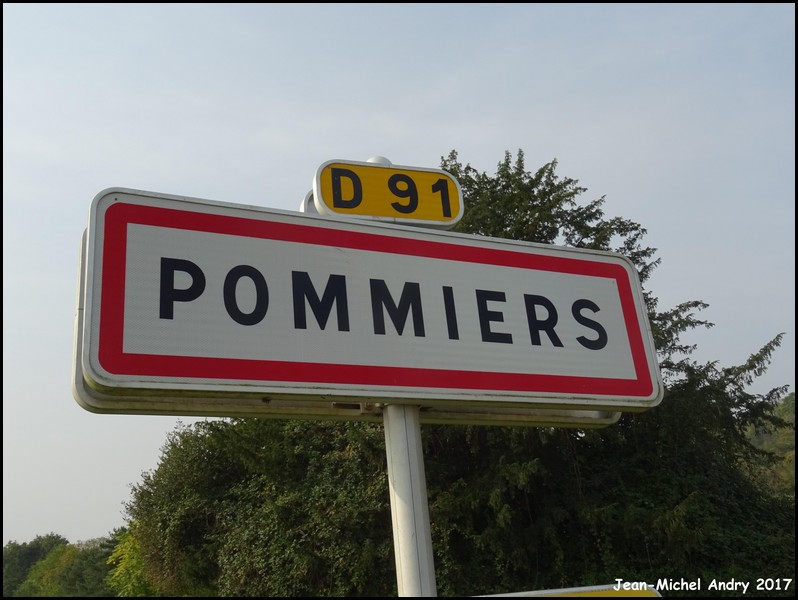 Pommiers 02 - Jean-Michel Andry.jpg