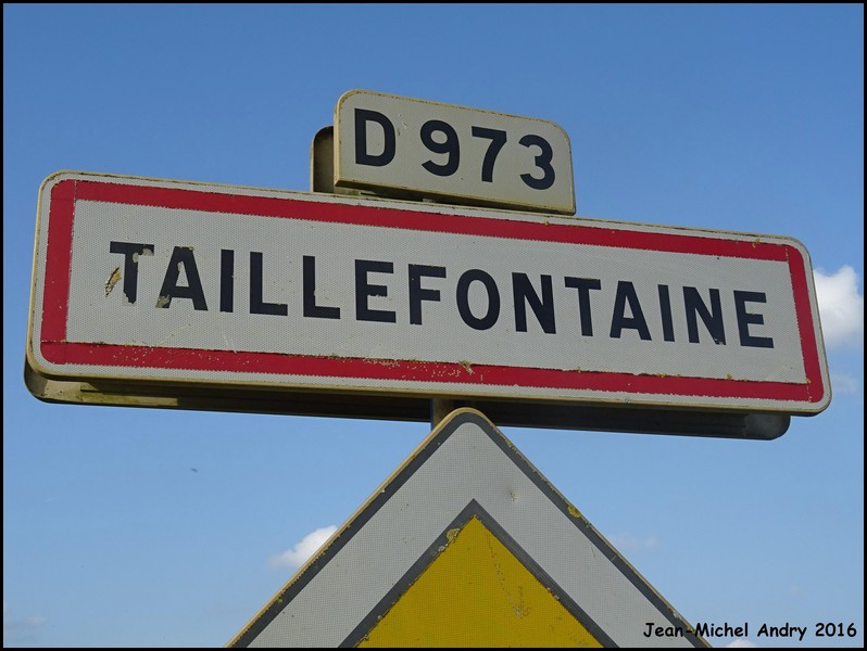 Taillefontaine 02 - Jean-Michel Andry.jpg
