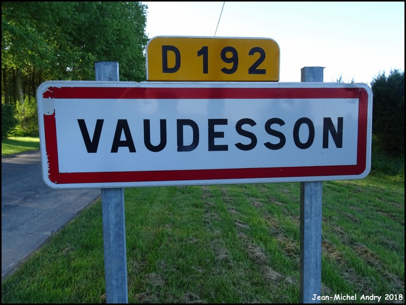 Vaudesson 02 - Jean-Michel Andry.jpg