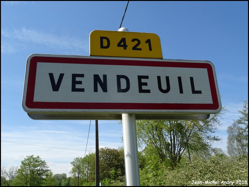 Vendeuil 02 - Jean-Michel Andry.jpg