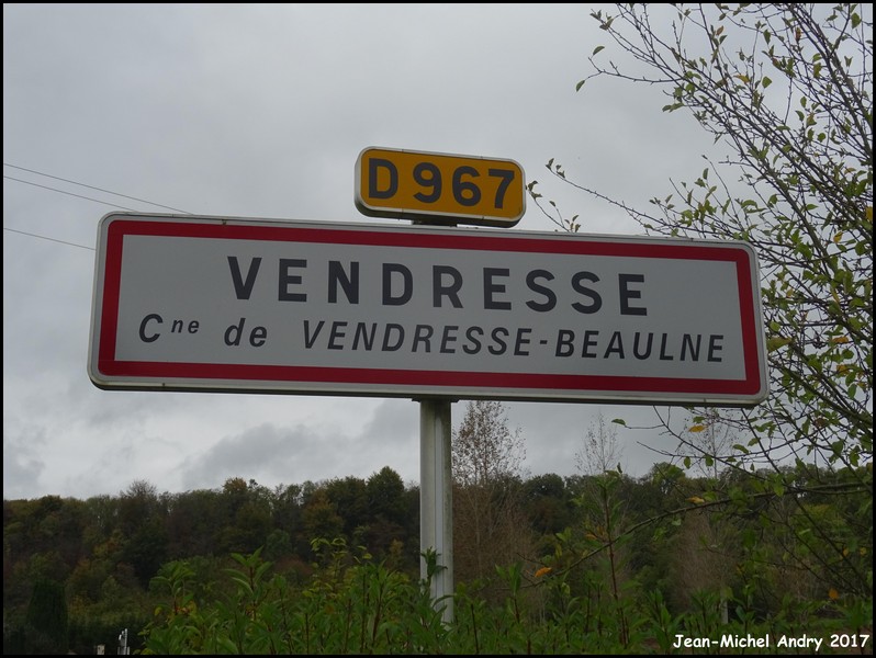Vendresse-Beaulne 1 02 - Jean-Michel Andry.jpg