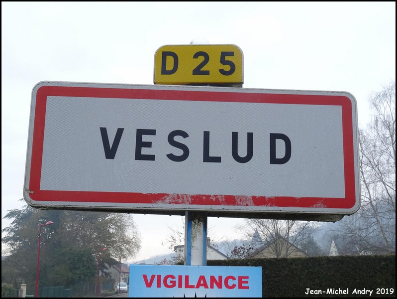 Veslud 02 - Jean-Michel Andry.jpg