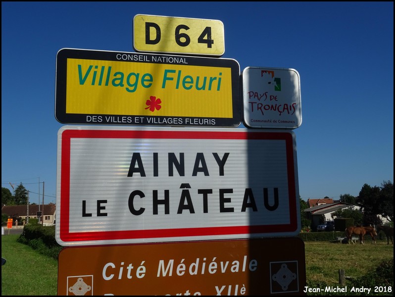 Ainay-le-Chateau  03 - Jean-Michel Andry.jpg