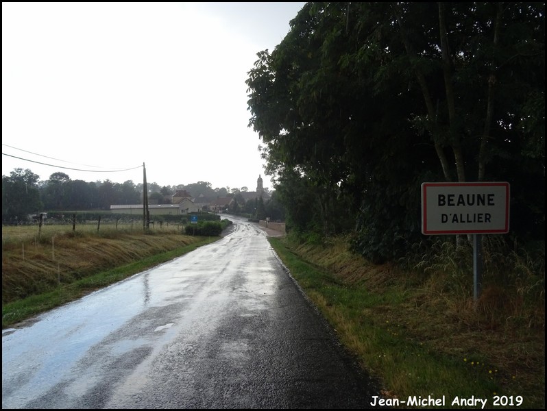 Beaune-d'Allier 03 - Jean-Michel Andry.jpg