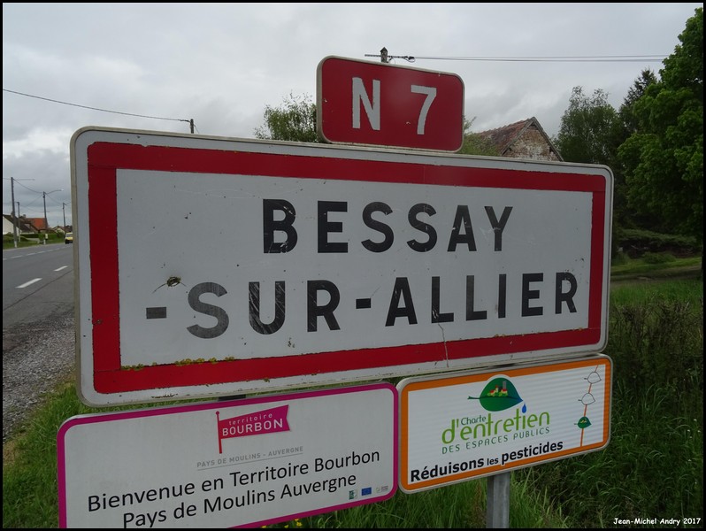 Bessay-sur-Allier 03 - Jean-Michel Andry.jpg