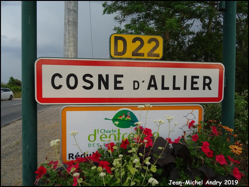 Cosne-d'Allier 03 - Jean-Michel Andry.jpg