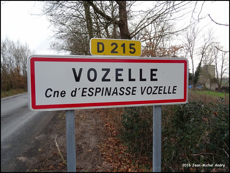 Espinasse-Vozelle 2  03 - Jean-Michel Andry.jpg