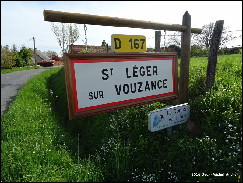 Saint-Léger-sur-Vouzance 03 - Jean-Michel Andry.jpg