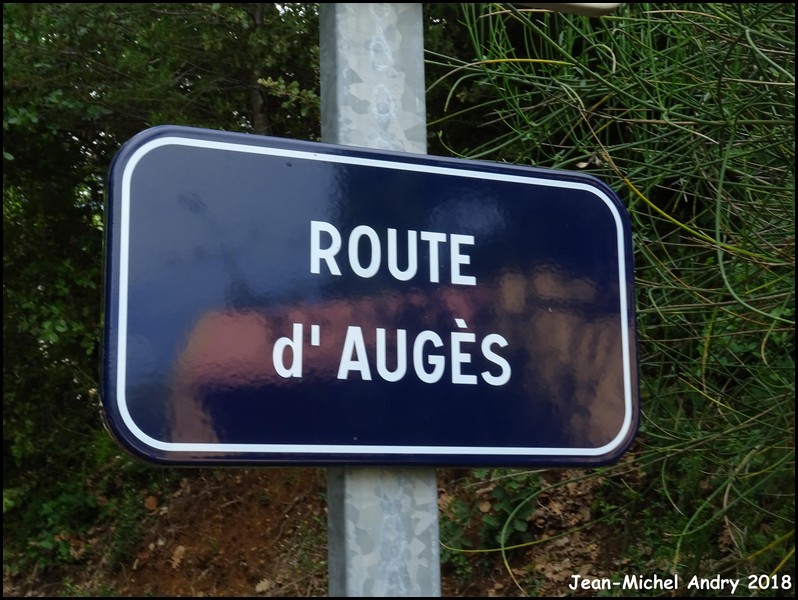 Mallefougasse-Augès 2 04 - Jean-Michel Andry.jpg