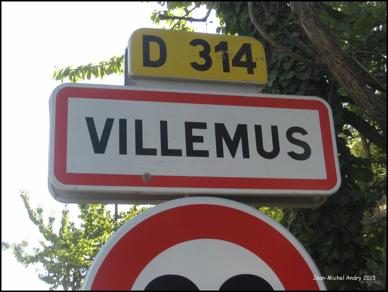 Villemus 04 - Jean-Michel Andry.jpg