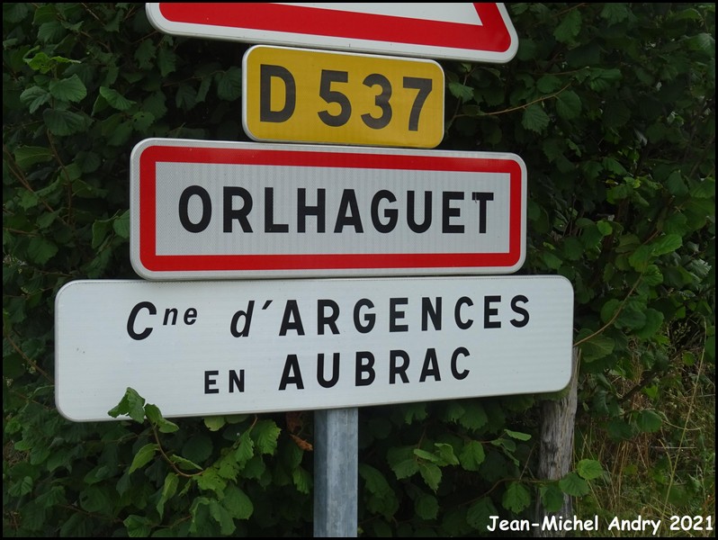 Argences-en-Aubrac 12 - Jean-Michel Andry.jpg