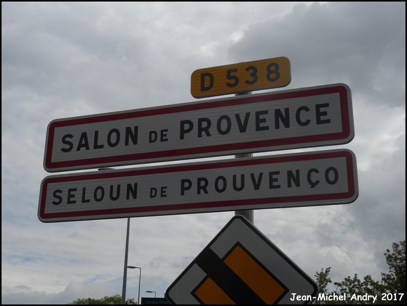 Salon-de-Provence 13 - Jean-Michel Andry.jpg