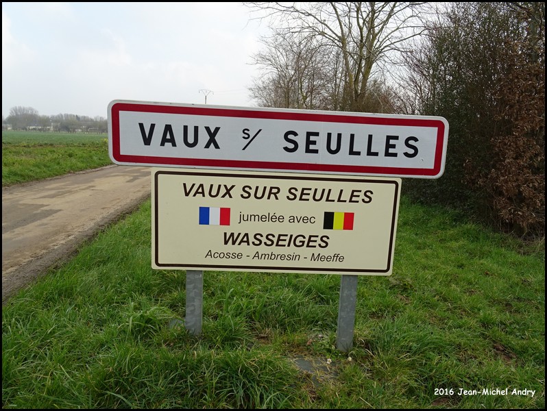 Vaux-sur-Seulles 14 - Jean-Michel Andry.jpg