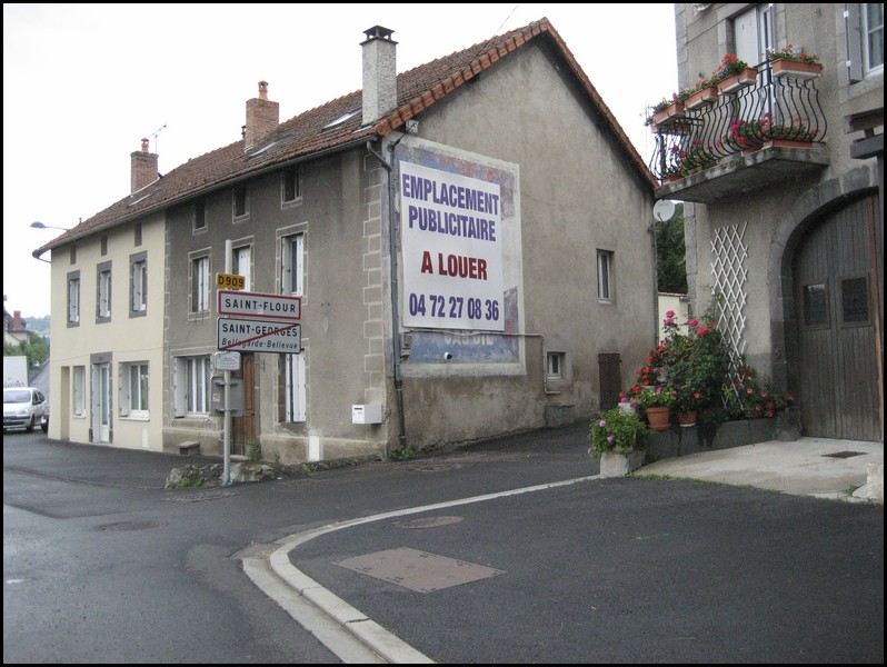 Saint-Flour  15 - Jean-Michel Andry.jpg