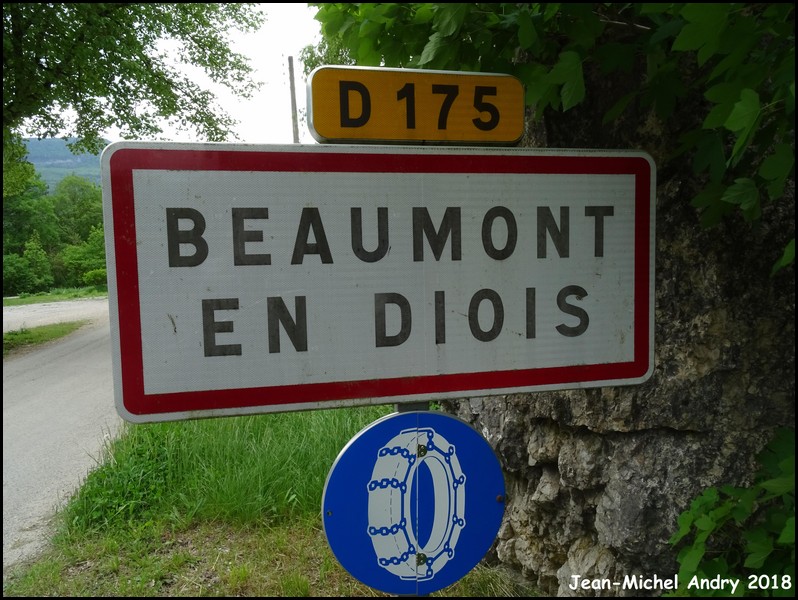 Beaumont-en-Diois 26 - Jean-Michel Andry.jpg