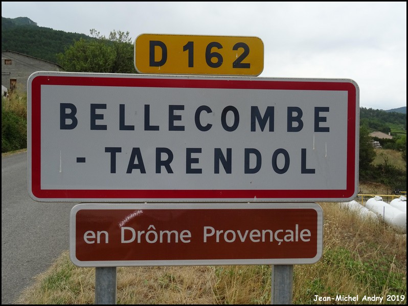 Bellecombe-Tarendol 26 - Jean-Michel Andry.jpg