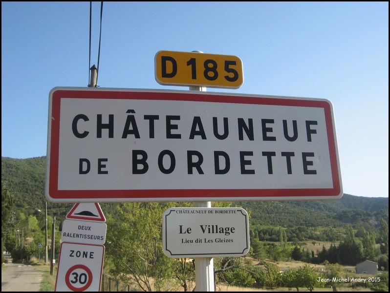 Châteauneuf-de-Bordette 26 - Jean-Michel Andry.jpg