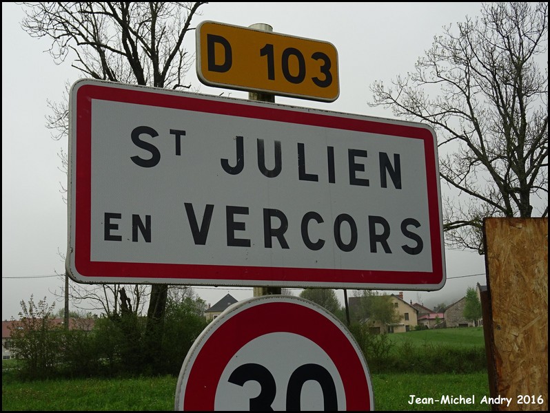 Saint-Julien-en-Vercors 26 - Jean-Michel Andry.jpg