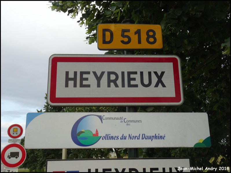 Heyrieux 38 - Jean-Michel Andry.jpg