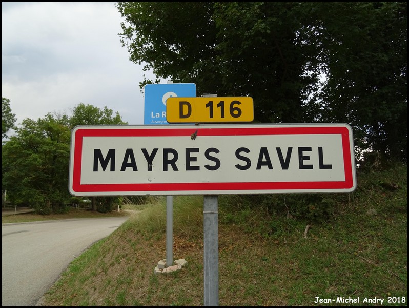 Mayres-Savel 38 - Jean-Michel Andry.jpg