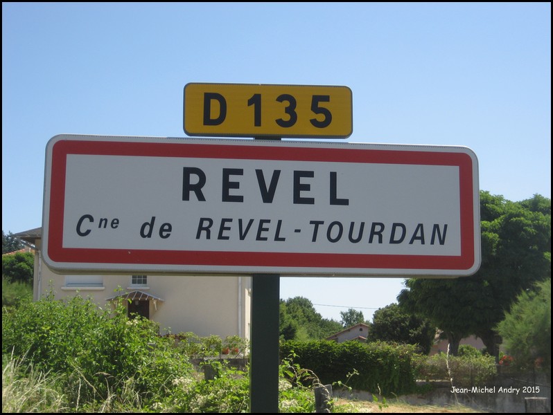 Revel-Tourdan 1 38 - Jean-Michel Andry.jpg