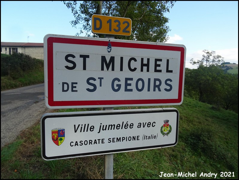 Saint-Michel-de-Saint-Geoirs 38 - Jean-Michel Andry.jpg