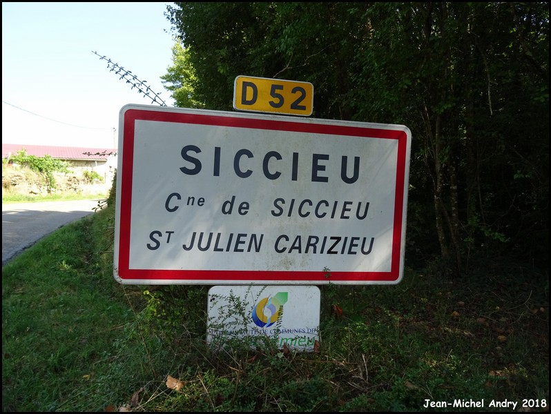 Siccieu-Saint-Julien-et-Carisieu 1 38 - Jean-Michel Andry.jpg