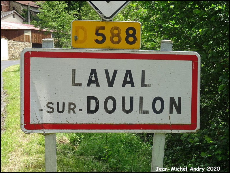 Laval-sur-Doulon  43 - Jean-Michel Andry.jpg