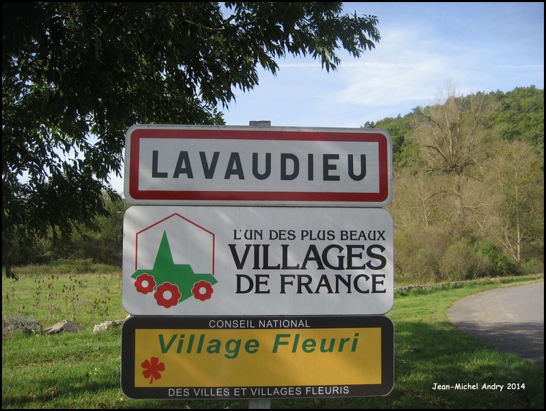 Lavaudieu 43 - Jean-Michel Andry.jpg