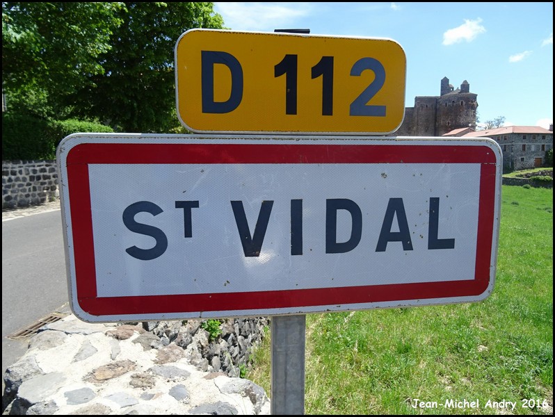 Saint-Vidal 43 - Jean-Michel Andry.jpg