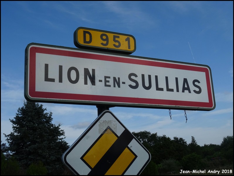 Lion-en-Sullias 45 - Jean-Michel Andry.jpg