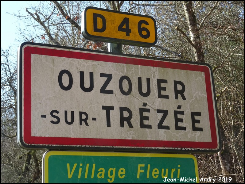 Ouzouer-sur-Trézée 45 - Jean-Michel Andry.jpg