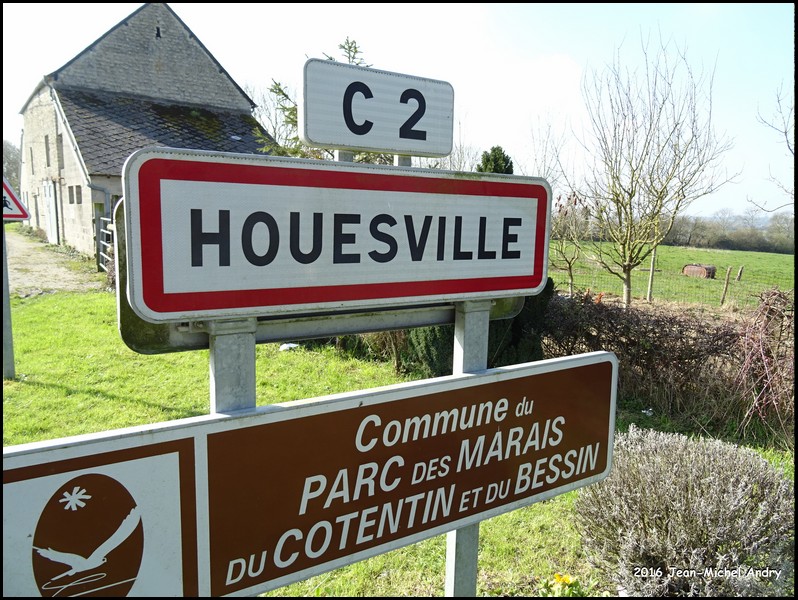 Houesville 50 Jean-Michel Andry.jpg