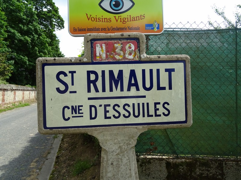 Essuiles (Saint Rimault).JPG