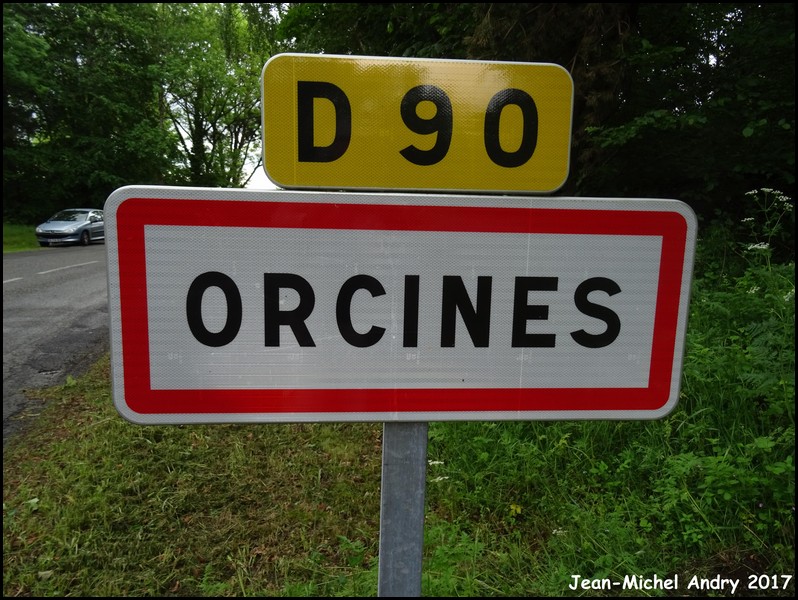 Orcines 63 - Jean-Michel Andry.jpg