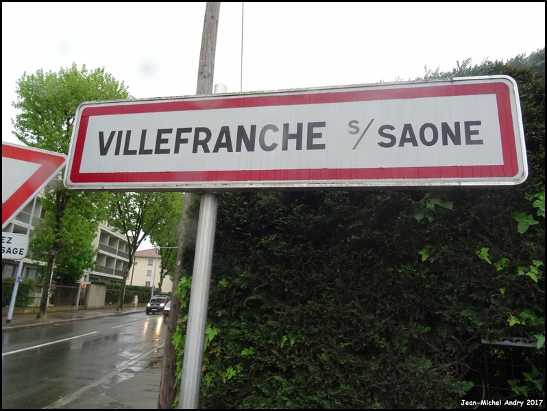 Villefranche-sur-Saône  69 - Jean-Michel Andry.jpg