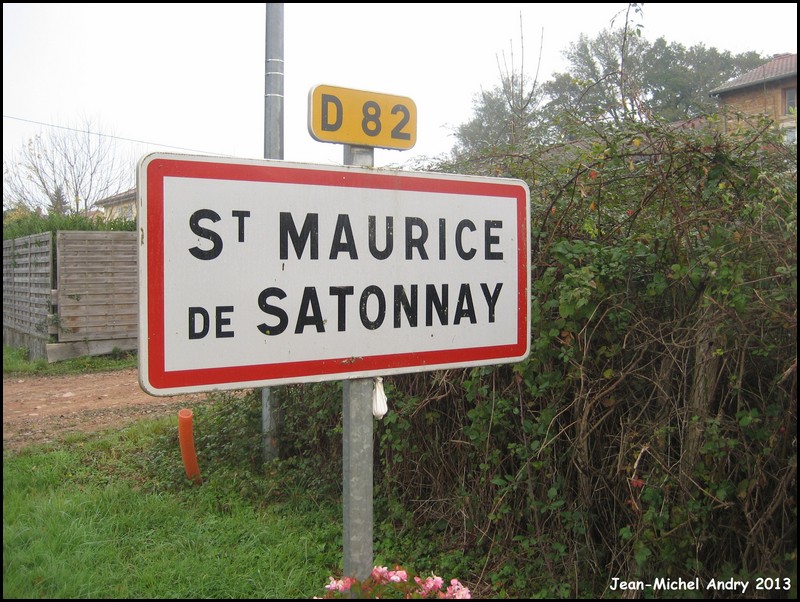 Saint-Maurice-de-Satonnay 71 - Jean-Michel Andry.jpg