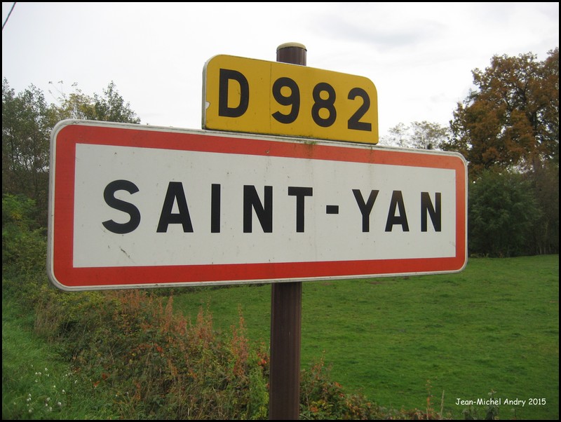 Saint-Yan 71 - Jean-Michel Andry.jpg