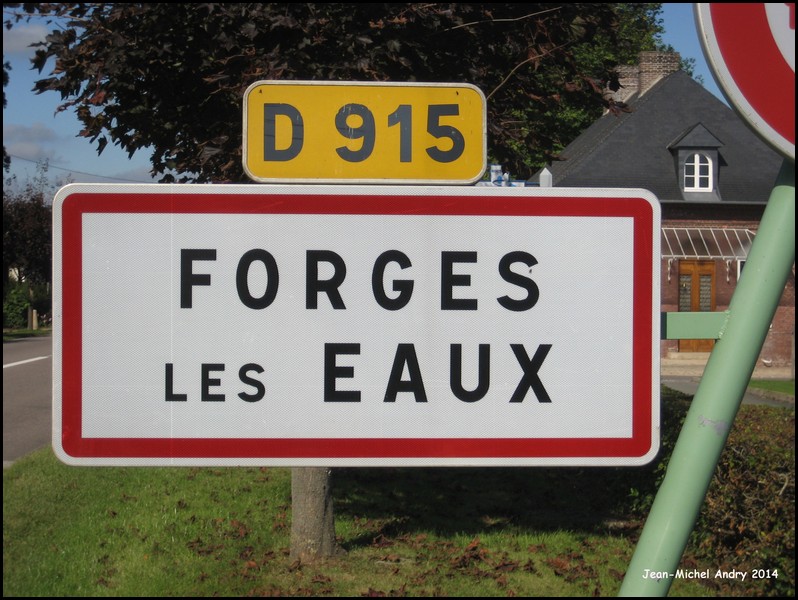 Forges-les-Eaux 76 - Jean-Michel Andry.jpg