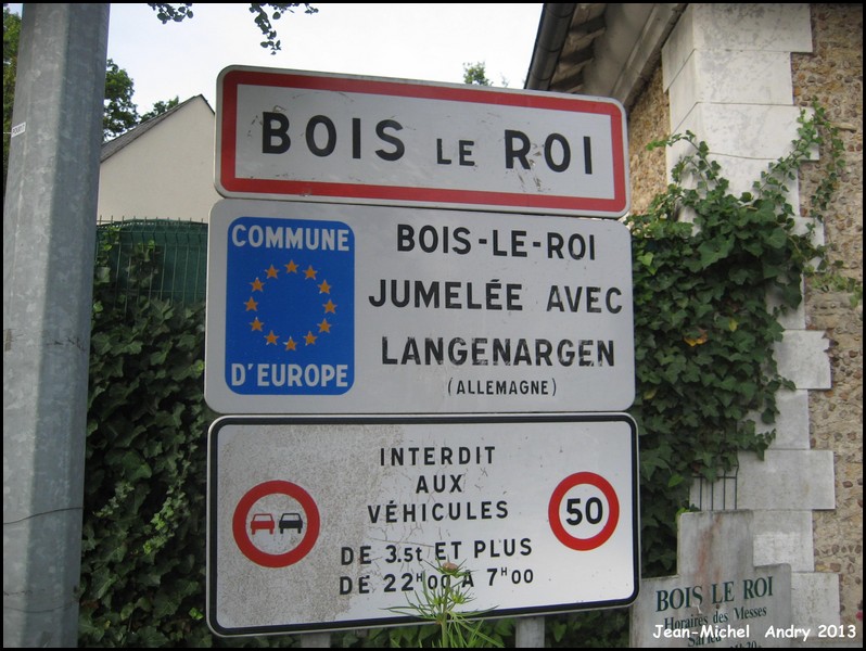 Bois-le-Roi 77 - Jean-Michel Andry.jpg